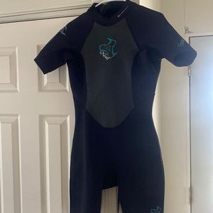 Springs womens wetsuit excellent condition,  never worn, size 8